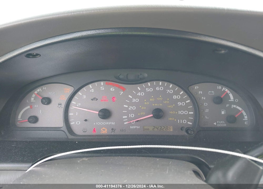 2002 TOYOTA SEQUOIA LIMITED V8 VIN: 5TDZT38A62S096410