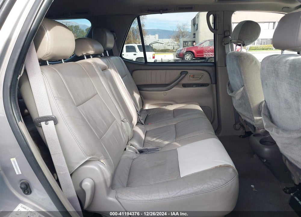 2002 TOYOTA SEQUOIA LIMITED V8 VIN: 5TDZT38A62S096410