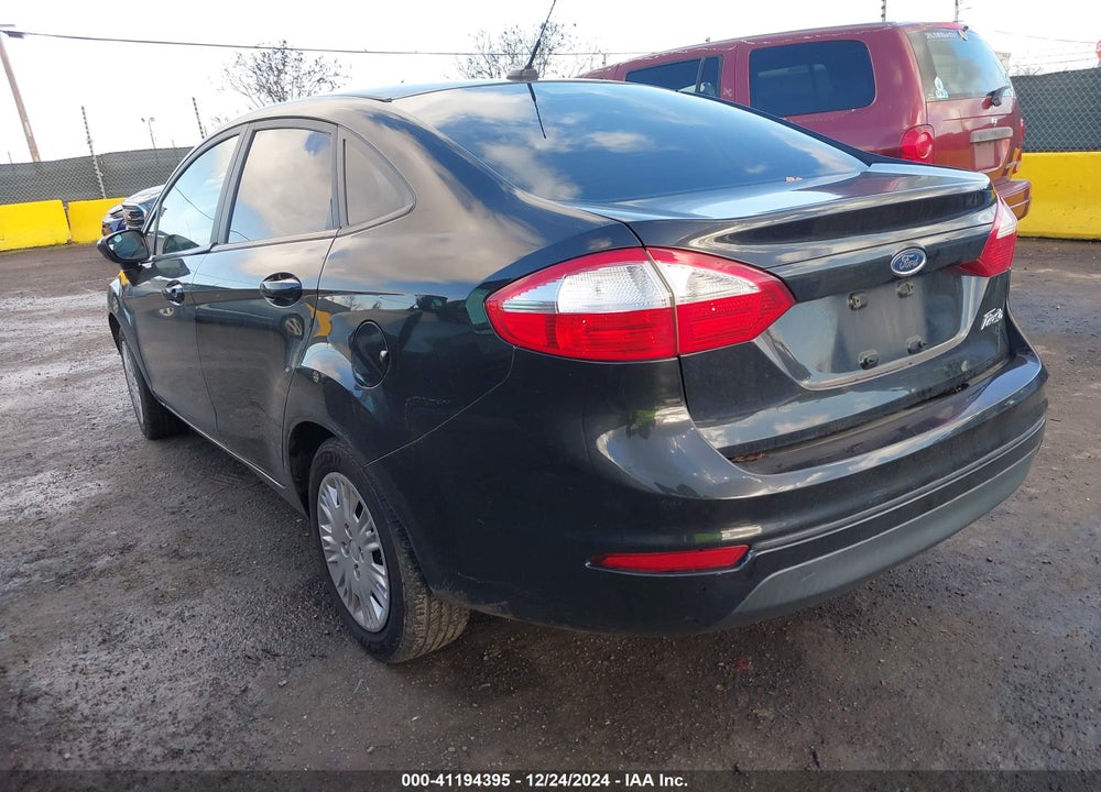 2015 FORD FIESTA S VIN: 3FADP4AJ2FM198488
