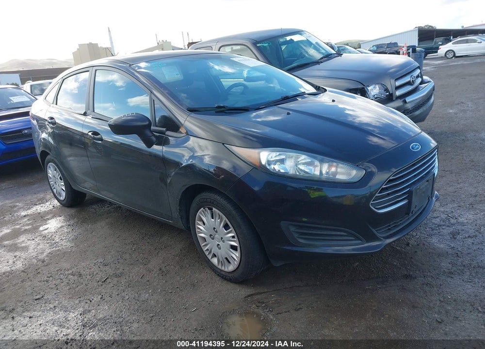 2015 FORD FIESTA S VIN: 3FADP4AJ2FM198488