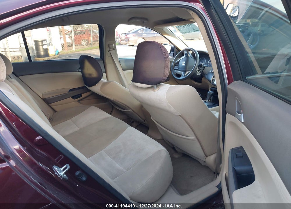 2010 HONDA ACCORD 2.4 LX VIN: 1HGCP2F33AA175443
