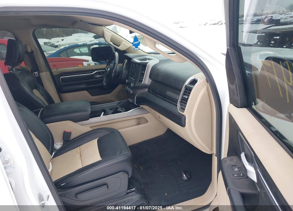 2019 RAM 1500 VIN: 1C6RREFT2KN838409