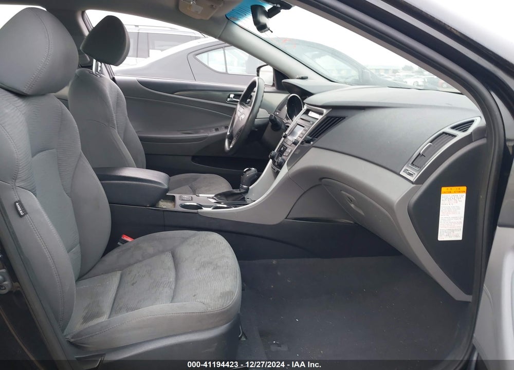 2015 HYUNDAI SONATA HYBRID VIN: KMHEC4A4XFA131330