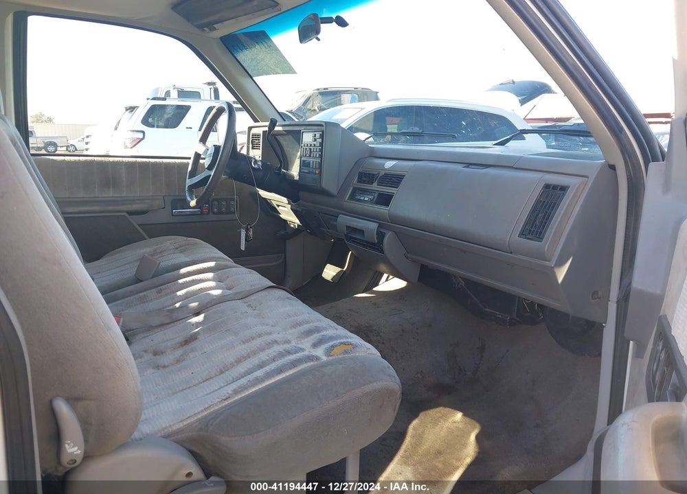 1994 CHEVROLET GMT-400 C1500 VIN: 2GCEC19K2R1222838