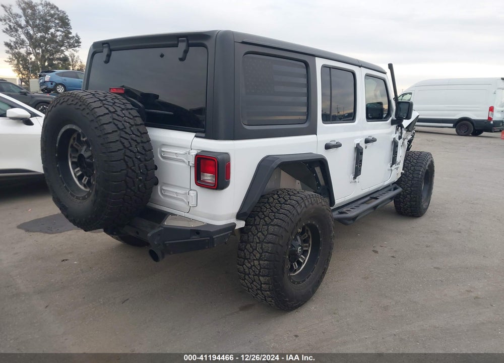 2019 JEEP WRANGLER UNLIMITED SPORT S 4X4 VIN: 1C4HJXDG0KW646218