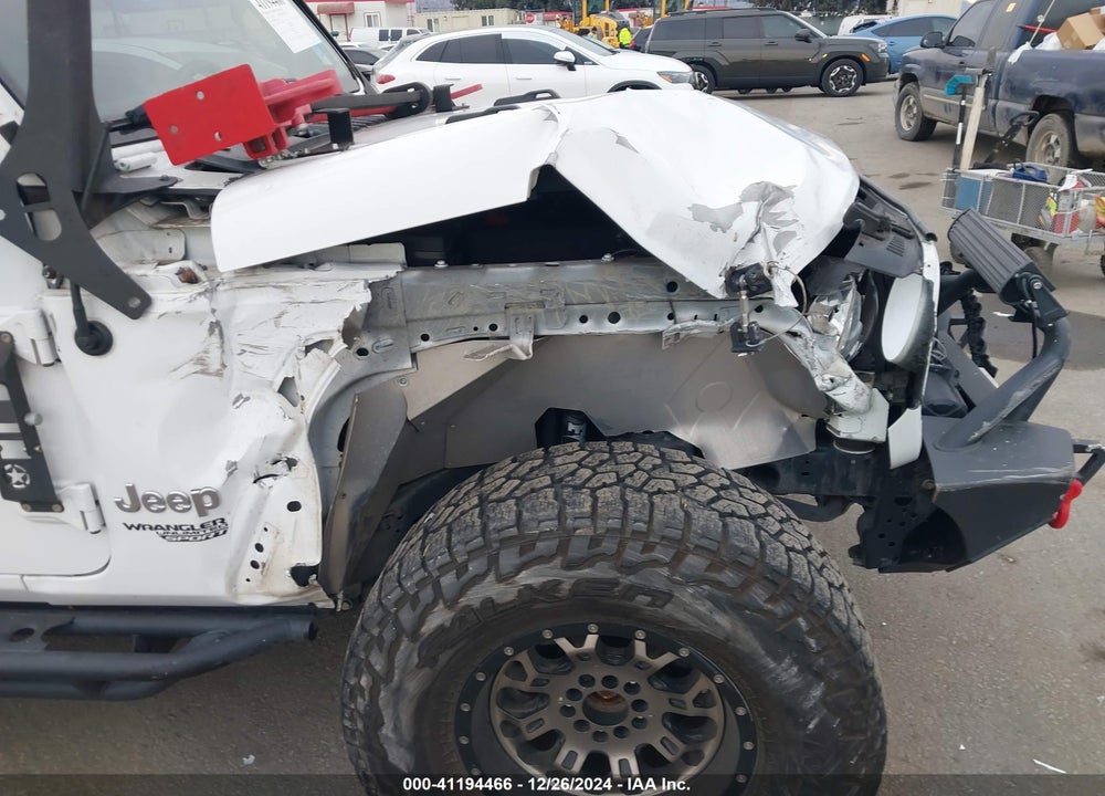 2019 JEEP WRANGLER UNLIMITED SPORT S 4X4 VIN: 1C4HJXDG0KW646218