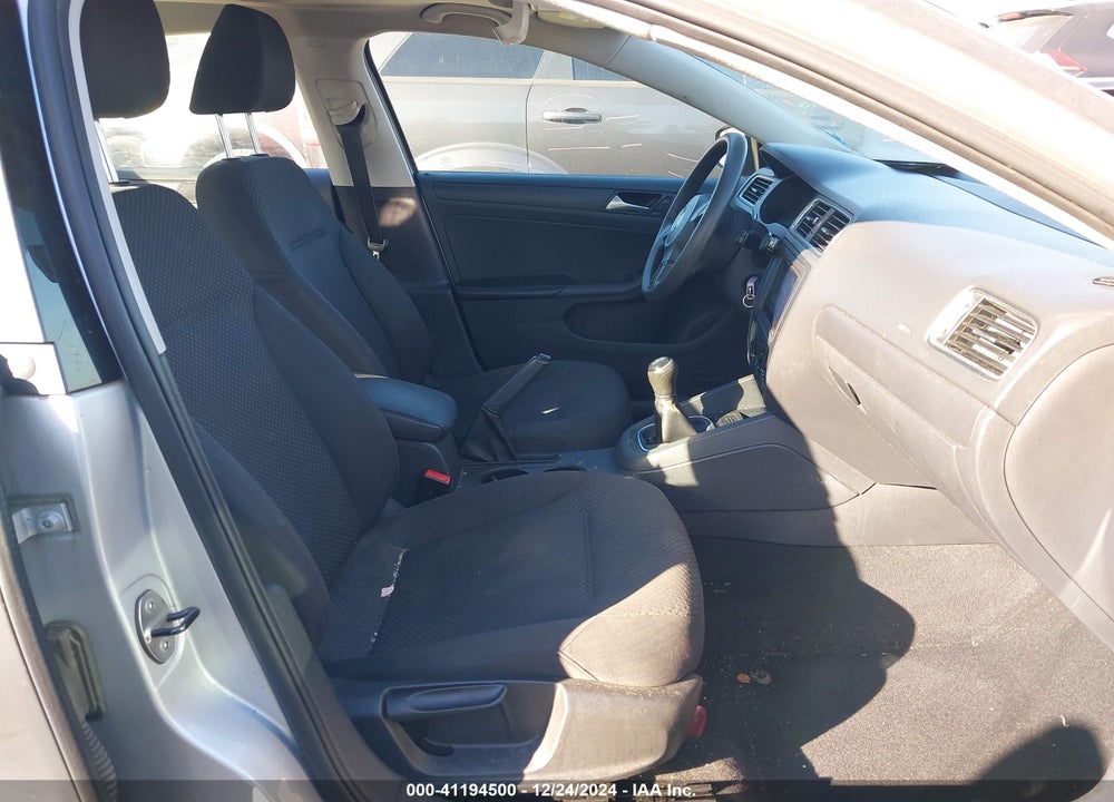 2014 VOLKSWAGEN JETTA 2.0L S VIN: 3VW1K7AJ8EM445392