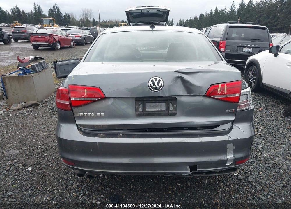 2015 VOLKSWAGEN JETTA 1.8T SE VIN: 3VWD17AJ5FM282749
