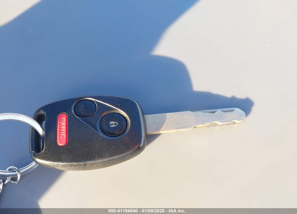 2008 HONDA FIT VIN: JHMGD38678S000394