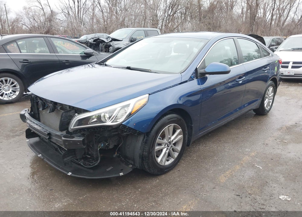 2015 HYUNDAI SONATA SE VIN: 5NPE24AF7FH217650