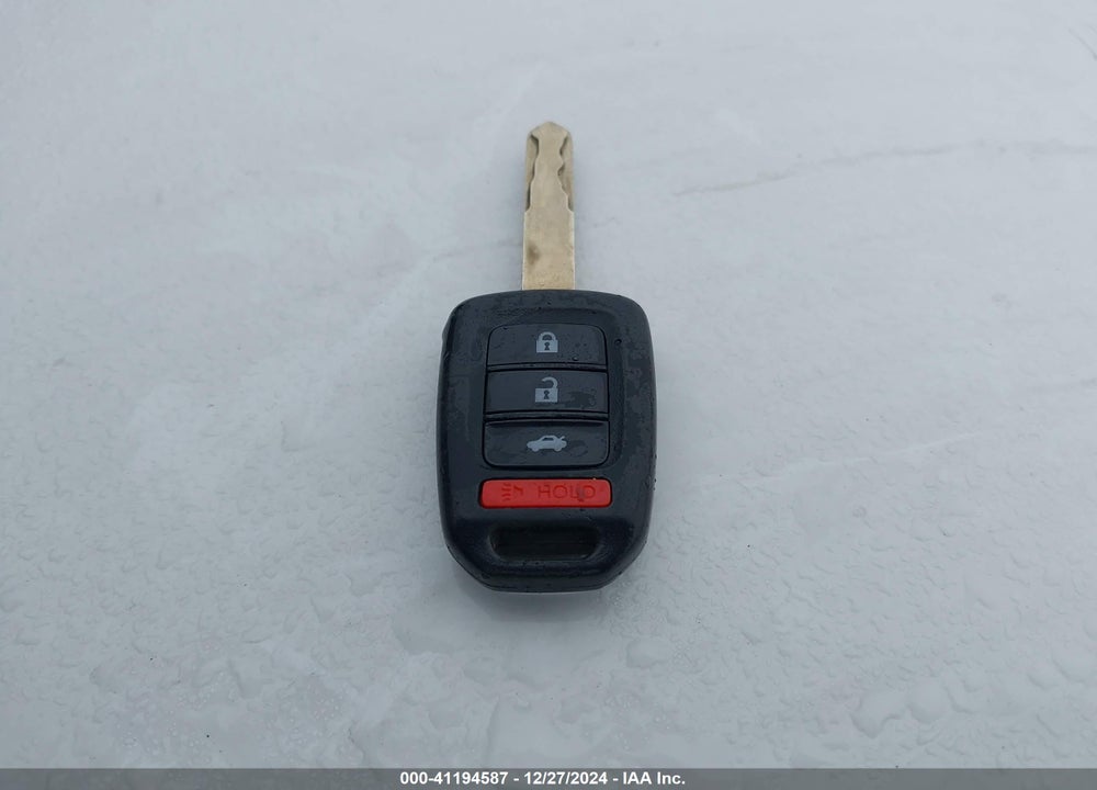 2014 HONDA CIVIC LX VIN: 19XFB2F54EE261682