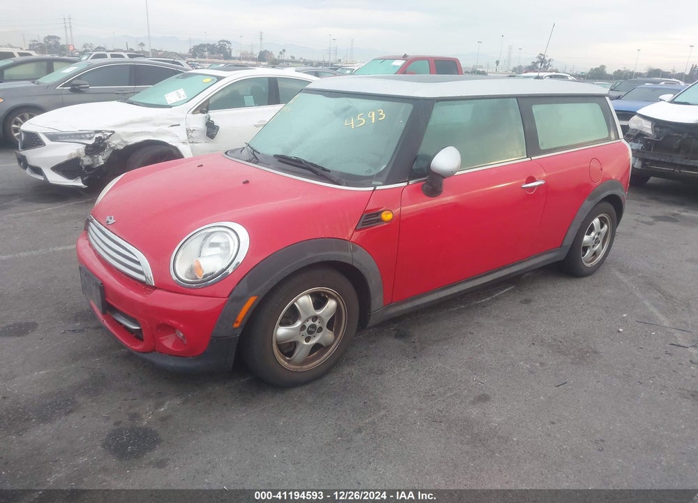 2011 MINI COOPER CLUBMAN VIN: WMWZF3C5XBT188488
