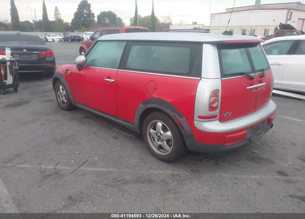 2011 MINI COOPER CLUBMAN VIN: WMWZF3C5XBT188488