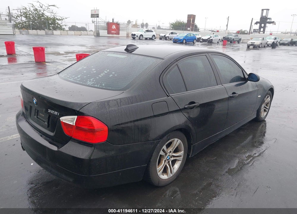 2008 BMW 328I VIN: WBAVA33518KX84651