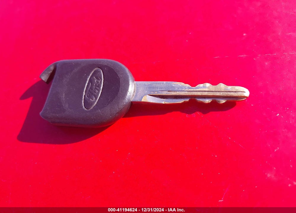 2008 FORD FOCUS SE/SES VIN: 1FAHP35N68W115172