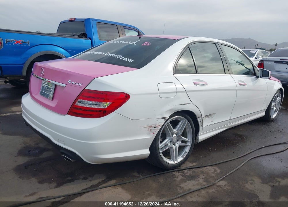 2013 MERCEDES-BENZ C 300 LUXURY 4MATIC/SPORT 4MATIC VIN: WDDGF8AB9DR267124