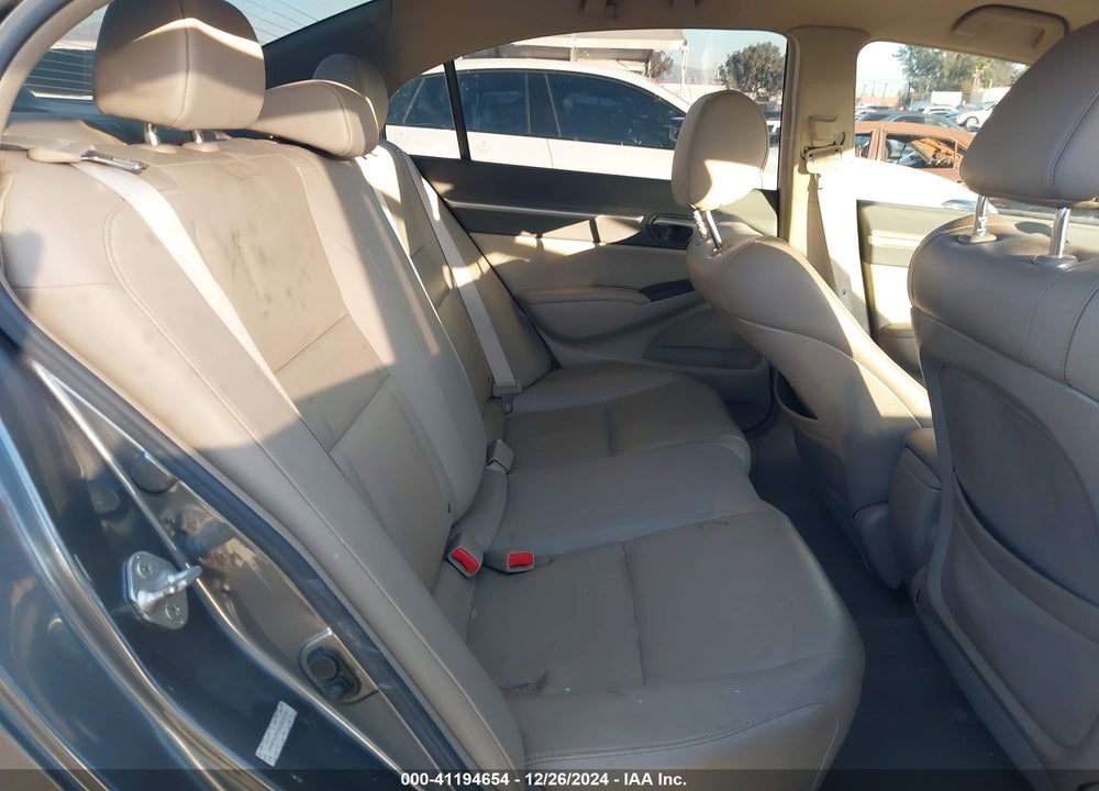 2010 HONDA CIVIC HYBRID VIN: JHMFA3F28AS005520