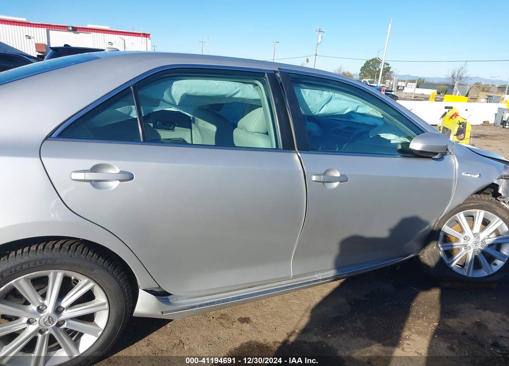 2013 TOYOTA CAMRY HYBRID XLE VIN: 4T1BD1FK4DU095233