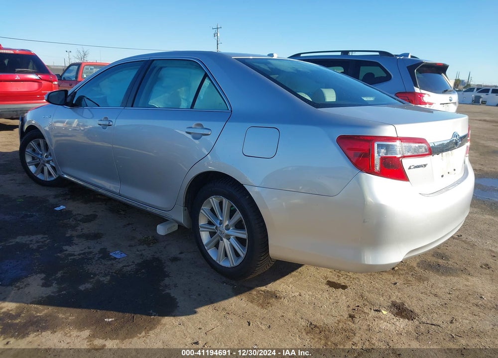 2013 TOYOTA CAMRY HYBRID XLE VIN: 4T1BD1FK4DU095233