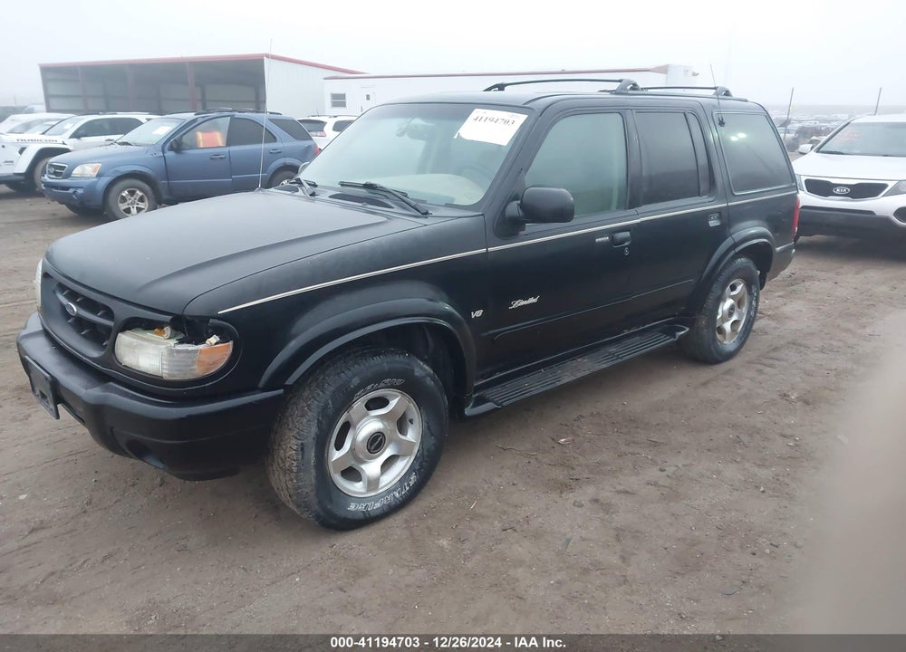 2000 FORD EXPLORER LIMITED VIN: 1FMDU85P2YZA45843
