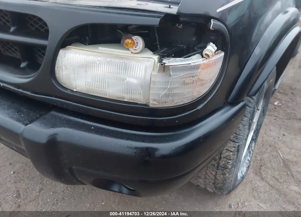 2000 FORD EXPLORER LIMITED VIN: 1FMDU85P2YZA45843