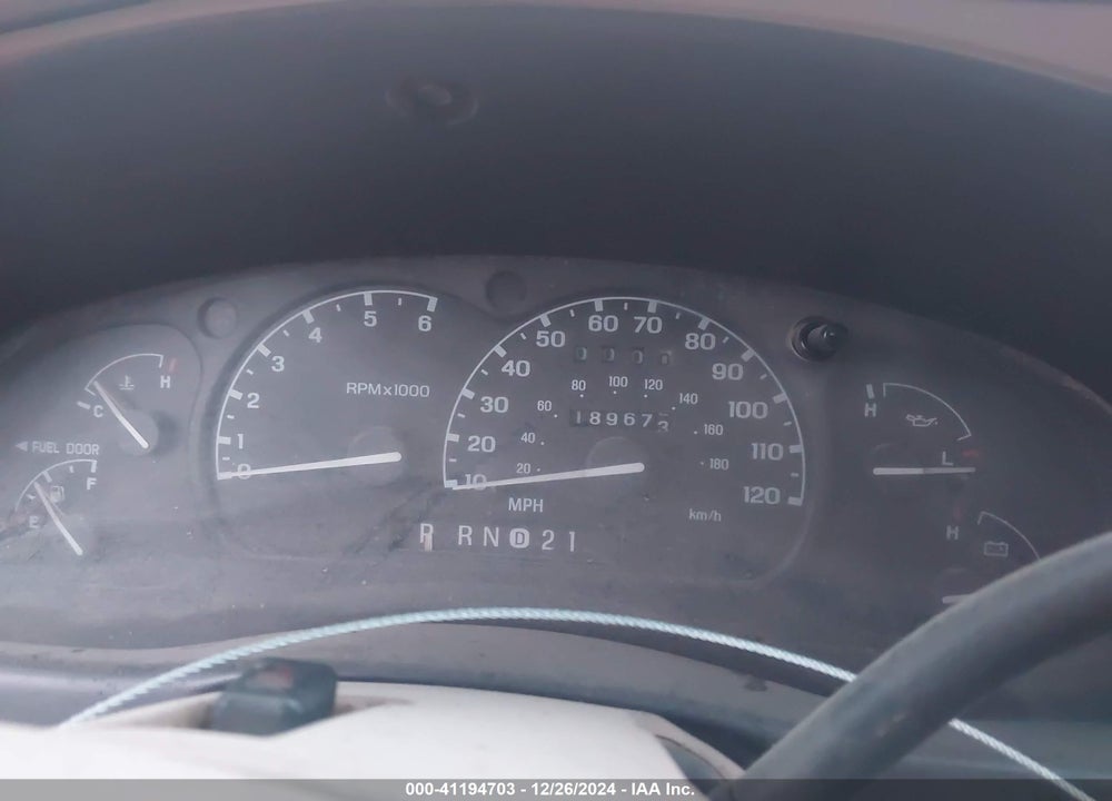 2000 FORD EXPLORER LIMITED VIN: 1FMDU85P2YZA45843