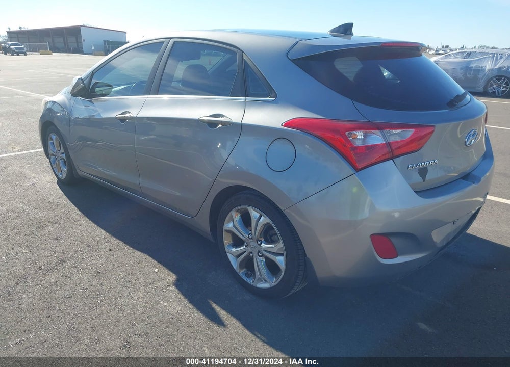 2013 HYUNDAI ELANTRA GT VIN: KMHD35LE6DU032894