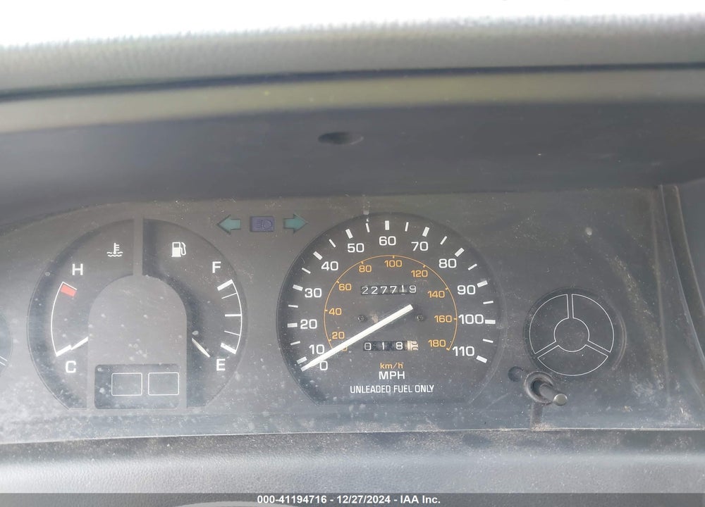 1992 TOYOTA COROLLA DLX VIN: JT2AE94A1N0303284