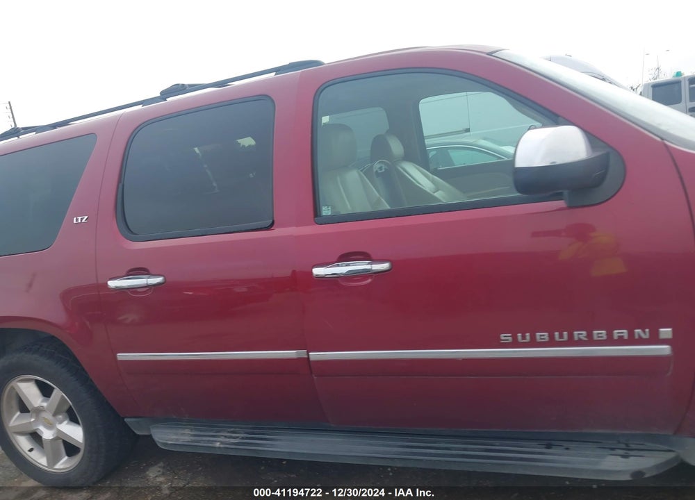 2009 CHEVROLET SUBURBAN 1500 LTZ VIN: 1GNFC36009R241115
