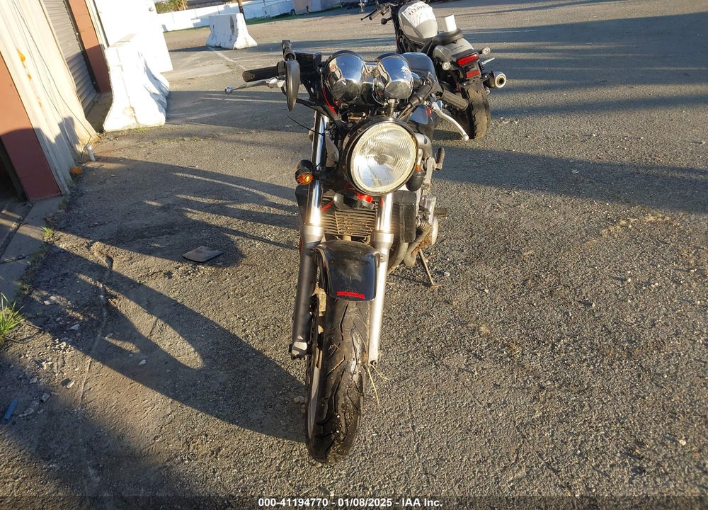 1989 HONDA CB400 F VIN: JH2NC2711KM000499