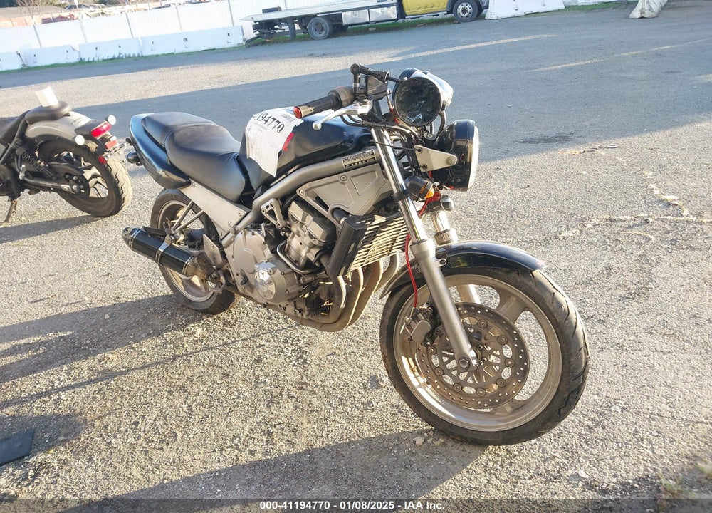 1989 HONDA CB400 F VIN: JH2NC2711KM000499