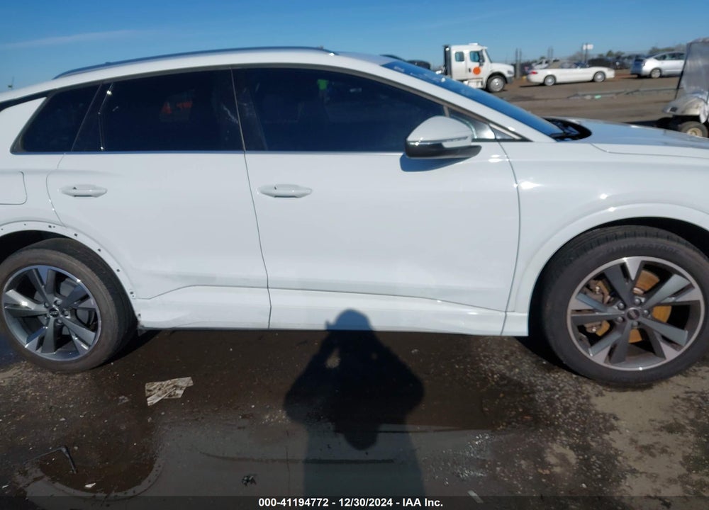 2022 AUDI Q4 E-TRON VIN: WA1H2BFZ4NP043196