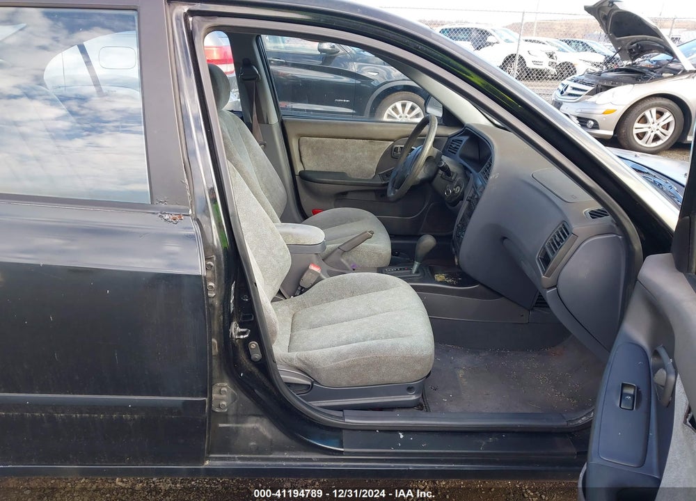 2003 HYUNDAI ELANTRA GLS/GT VIN: KMHDN45DX3U502223