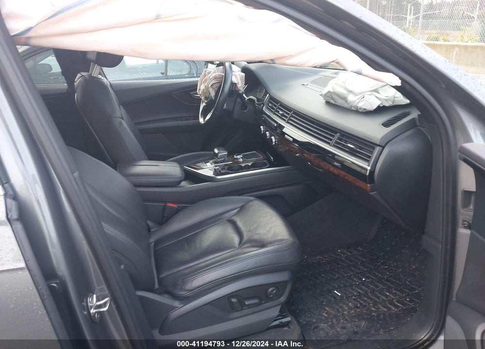 2017 AUDI Q7 3.0T PREMIUM VIN: WA1LAAF70HD055597