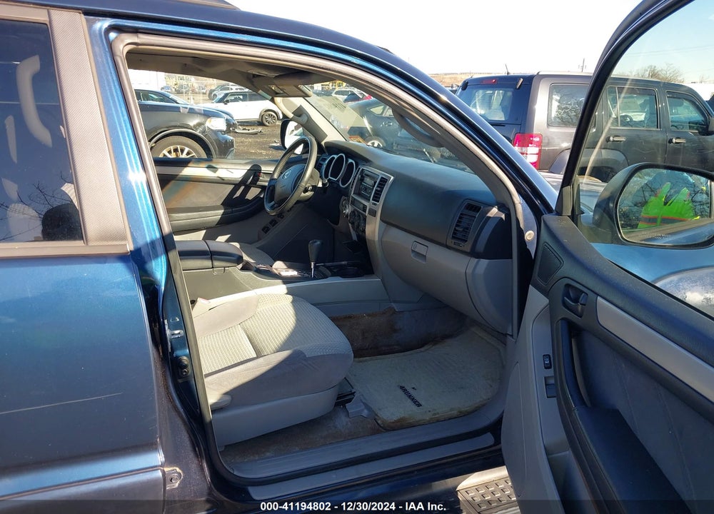 2005 TOYOTA 4RUNNER SR5 V6 VIN: JTEBU14R658034427