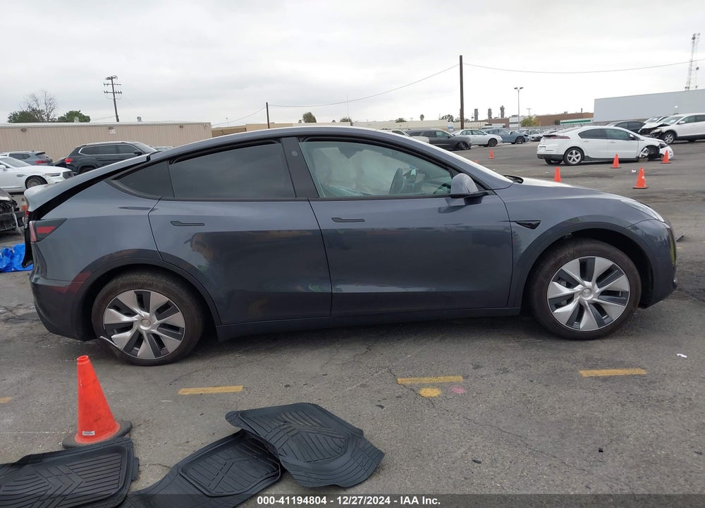 2023 TESLA MODEL Y AWD/LONG RANGE DUAL MOTOR ALL-WHEEL DRIVE VIN: 7SAYGDEE4PF926989