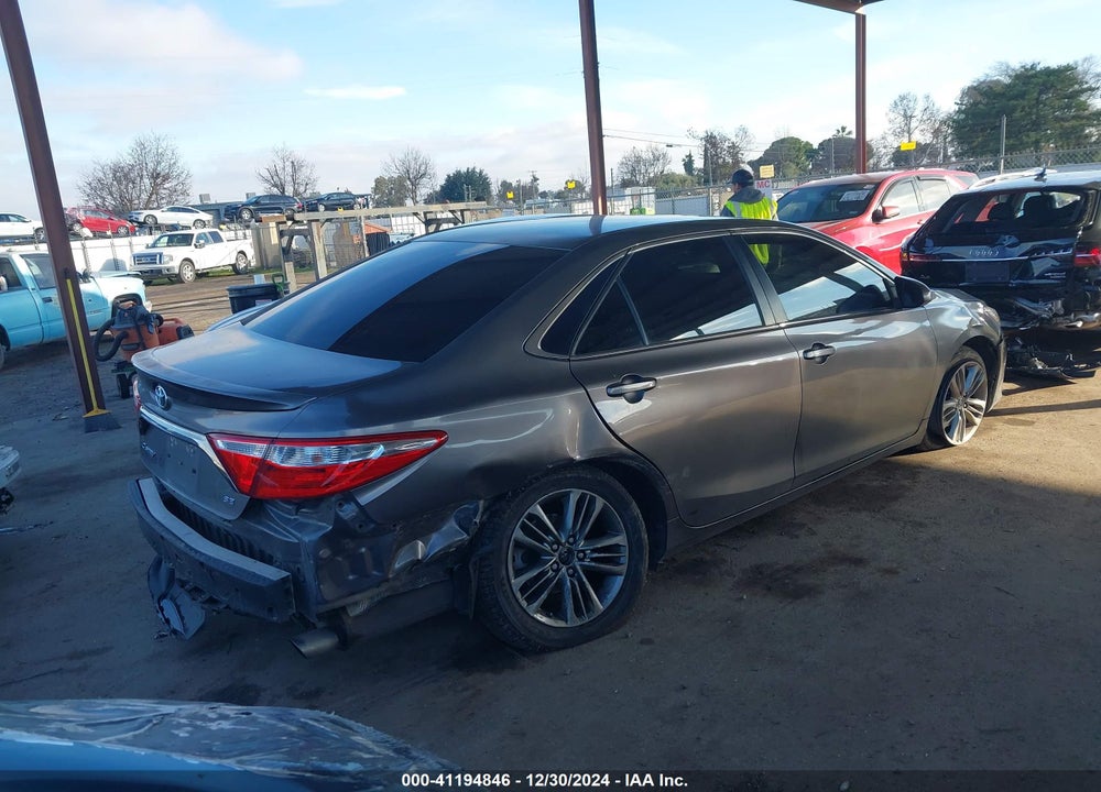 2015 TOYOTA CAMRY SE VIN: 4T1BF1FKXFU917689