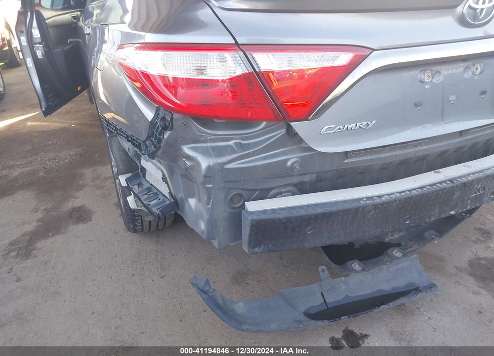 2015 TOYOTA CAMRY SE VIN: 4T1BF1FKXFU917689