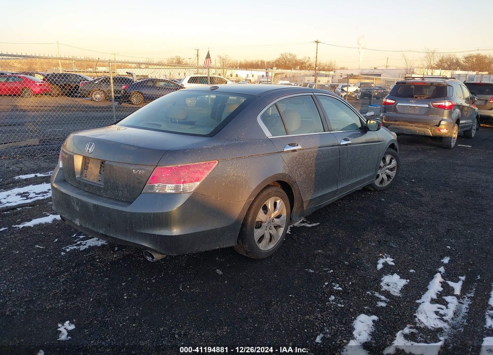 2010 HONDA ACCORD 3.5 EX-L VIN: 1HGCP3F80AA008510