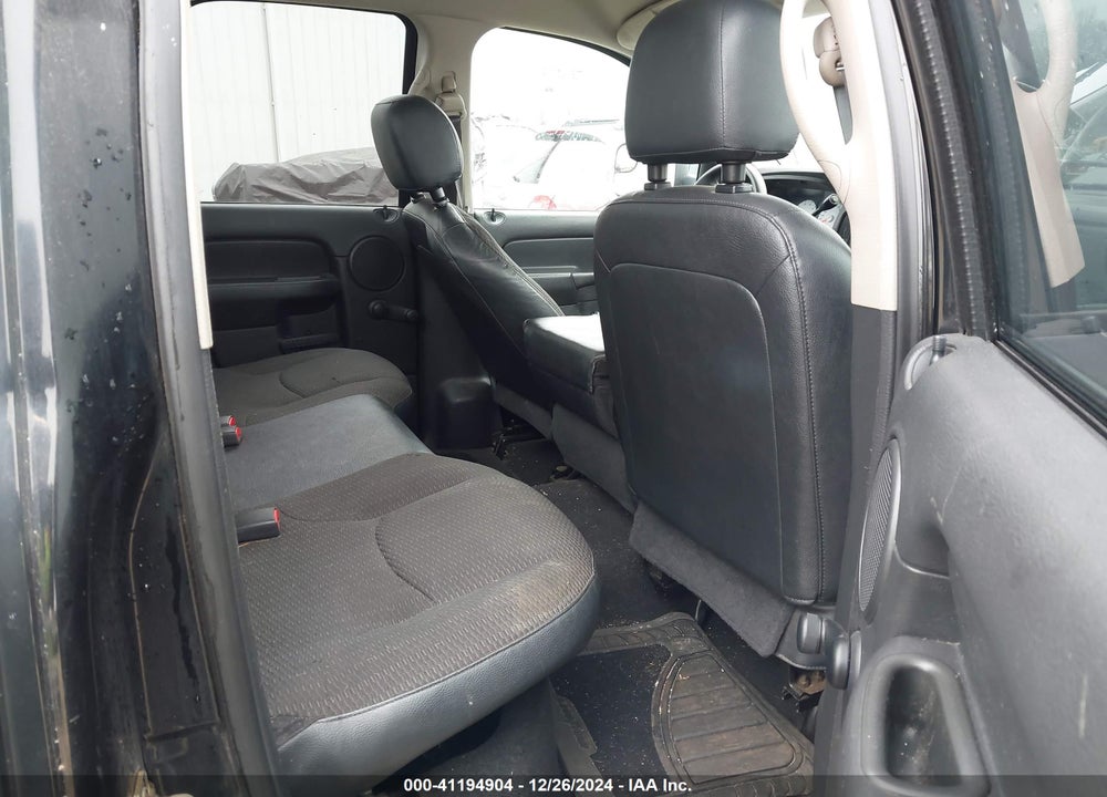 2005 DODGE RAM 1500 ST VIN: 1D7HA18D15J508241
