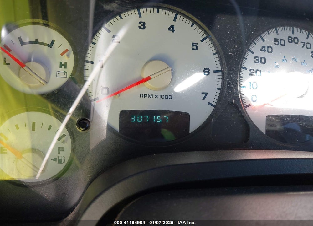 2005 DODGE RAM 1500 ST VIN: 1D7HA18D15J508241