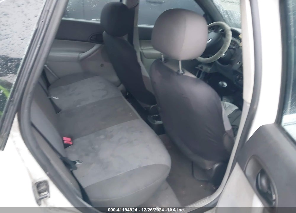 2007 FORD FOCUS S/SE/SES VIN: 1FAFP34N57W166072