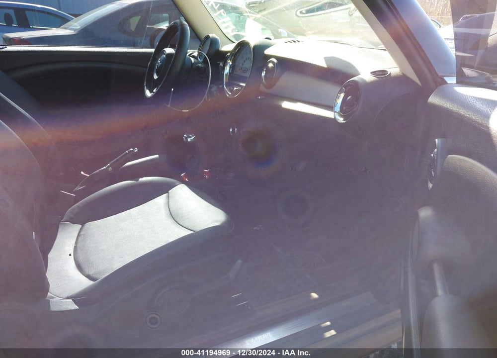 2012 MINI COOPER CLUBMAN VIN: WMWZF3C53CT267664