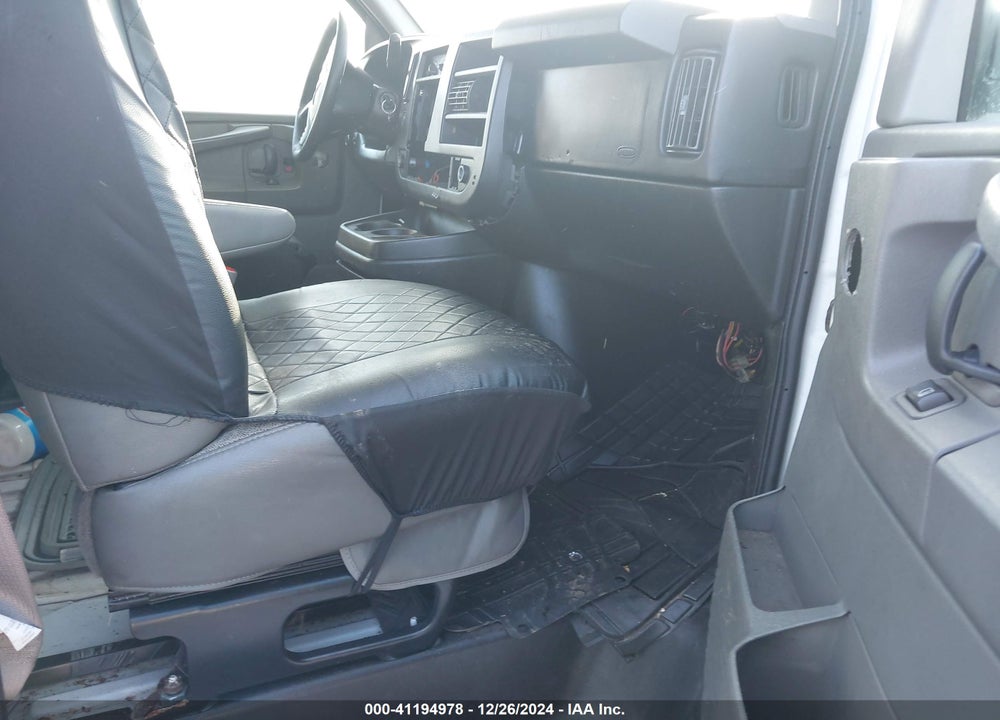 2010 CHEVROLET EXPRESS G2500 VIN: 1GCZGFBA0A1109324
