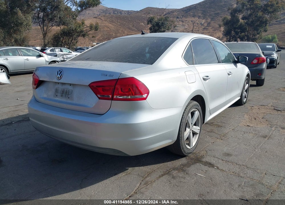 2013 VOLKSWAGEN PASSAT VIN: 1VWBN7A32DC070502