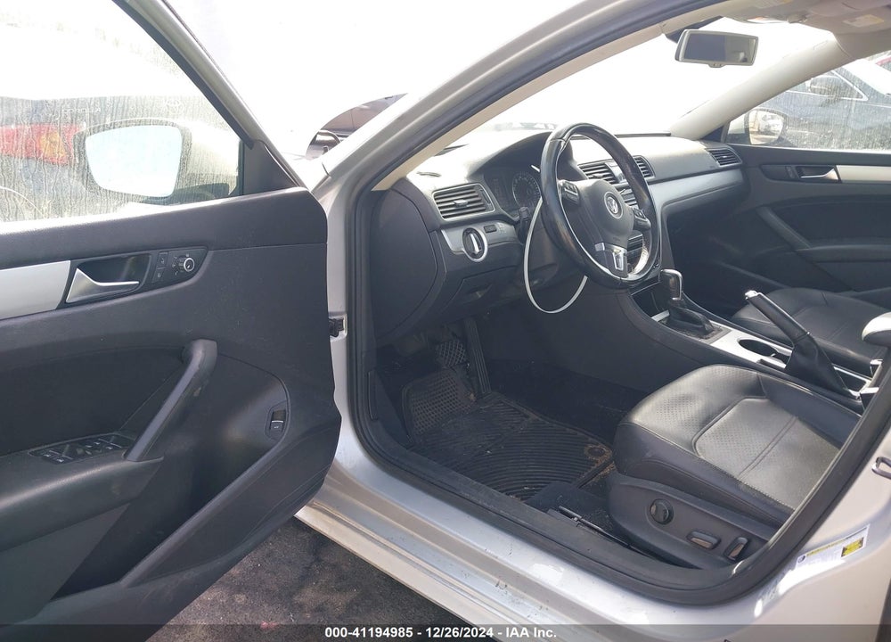 2013 VOLKSWAGEN PASSAT VIN: 1VWBN7A32DC070502