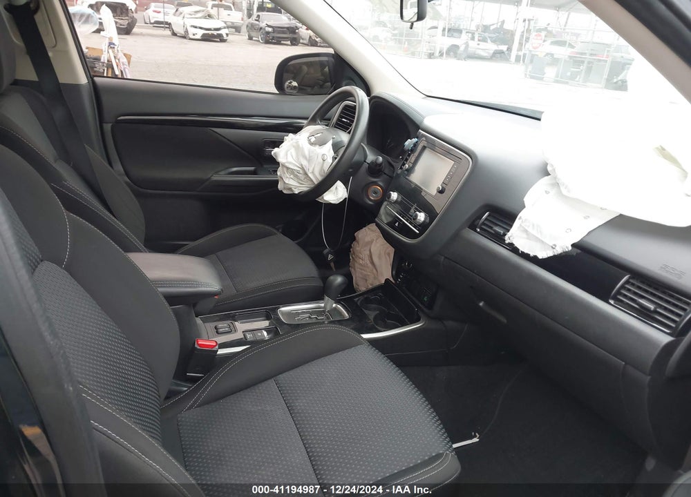 2020 MITSUBISHI OUTLANDER ES 2.4 VIN: JA4AD2A36LJ000154