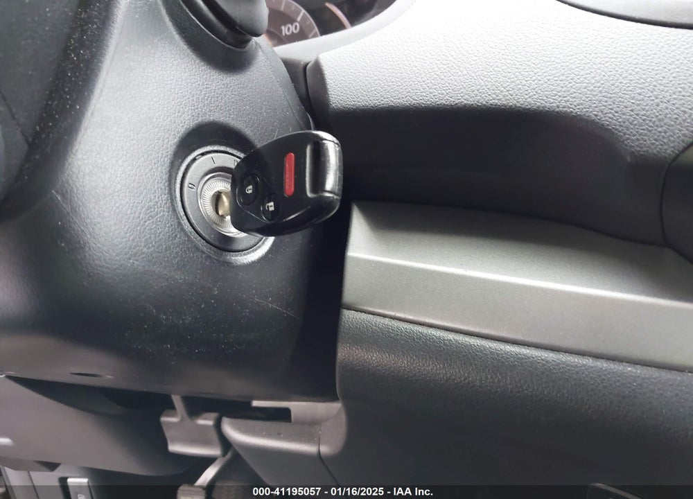 2013 HONDA CR-V LX VIN: 5J6RM3H31DL045104