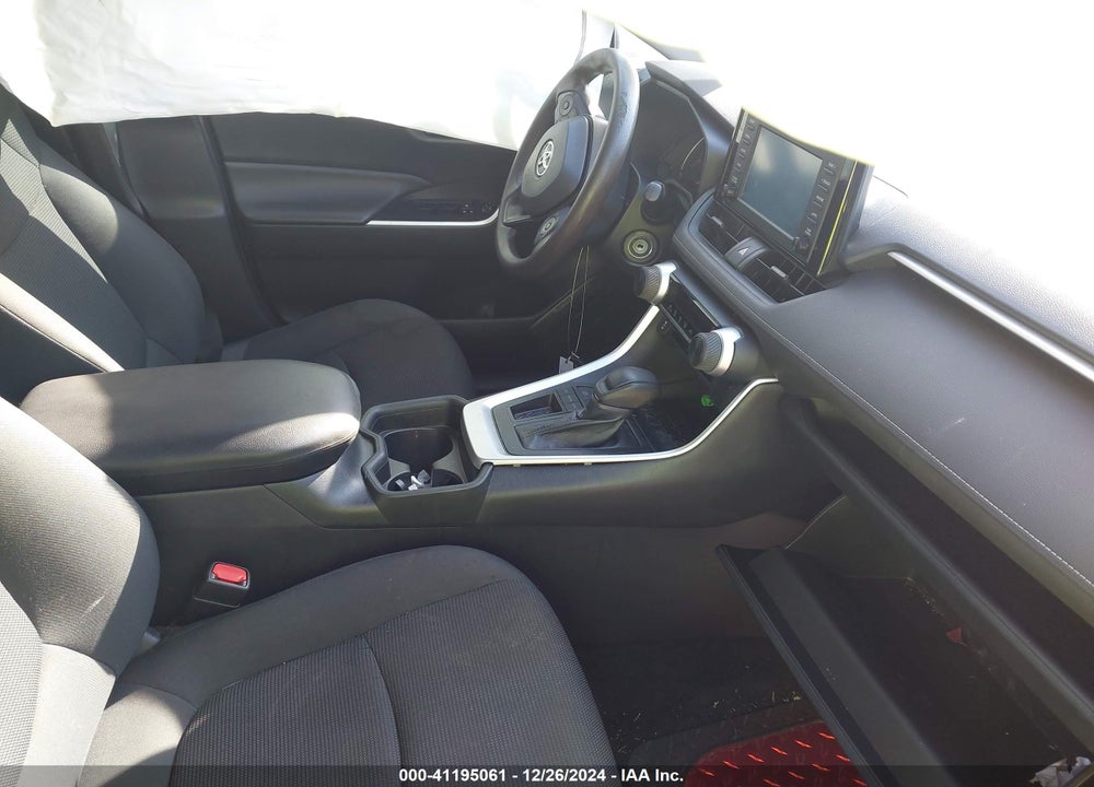 2019 TOYOTA RAV4 VIN: 2T3H1RFVXKC015094