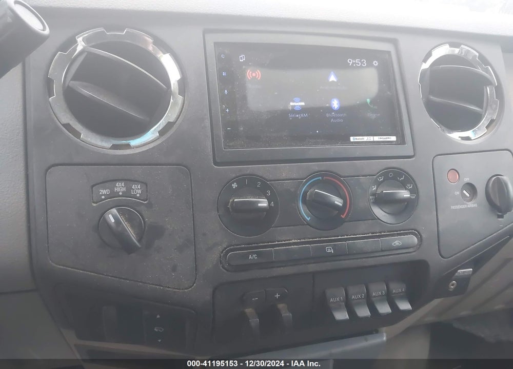 2010 FORD F-350 LARIAT/XL/XLT VIN: 1FTWX3BRXAEB27667